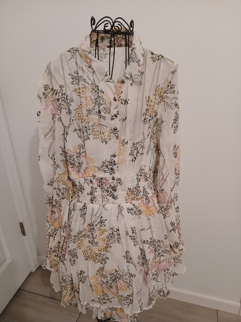 Women's White Floral Long-Sleeve Shirt Dress